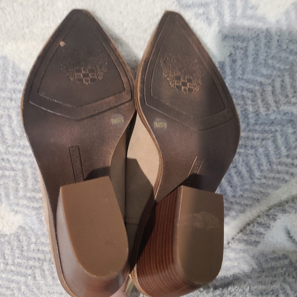 Vince Camuto Suede Bibestie Booties Zip Back 7 - Picture 5 of 9
